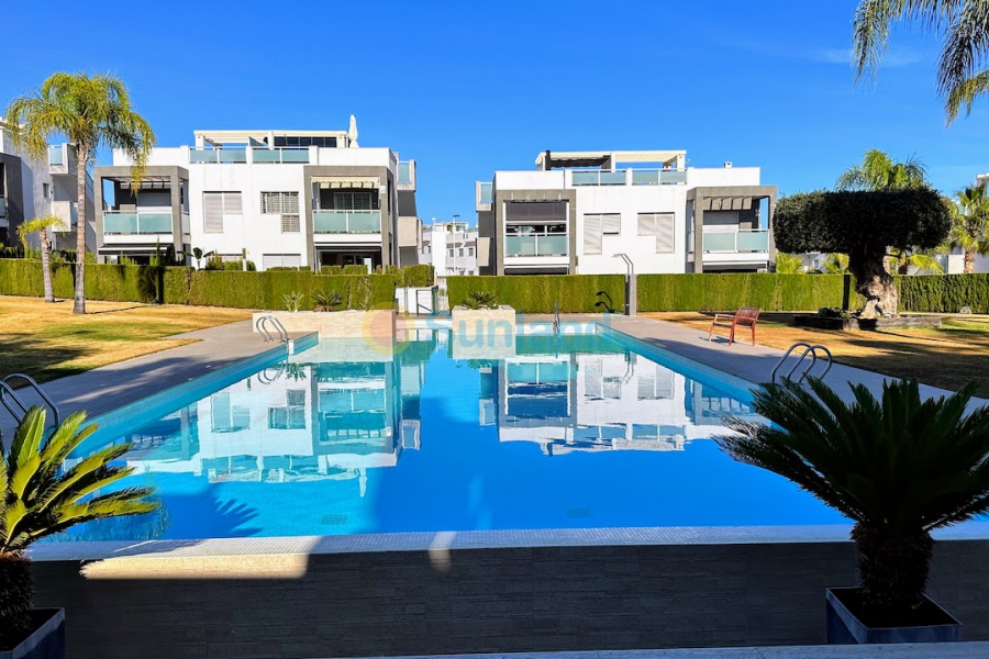 Använda fastigheter - Lägenhet - Torrevieja - Los Altos