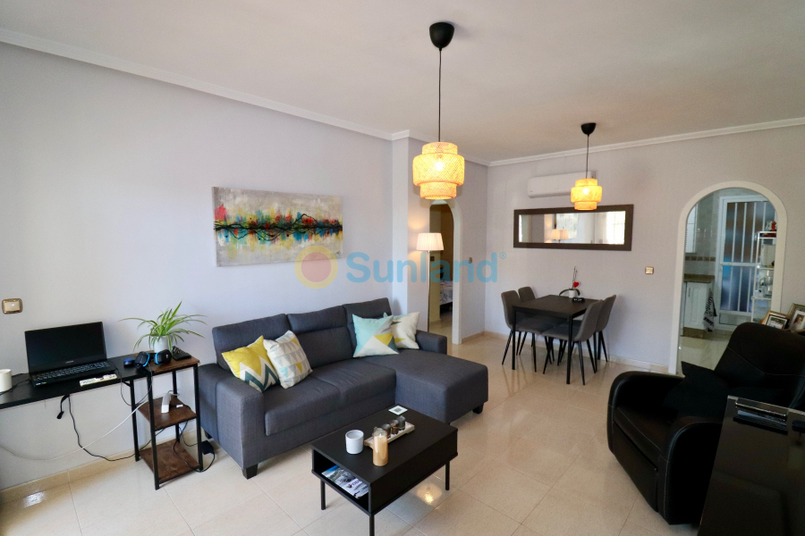 Verkauf - Apartment - Orihuela Costa - Campoamor