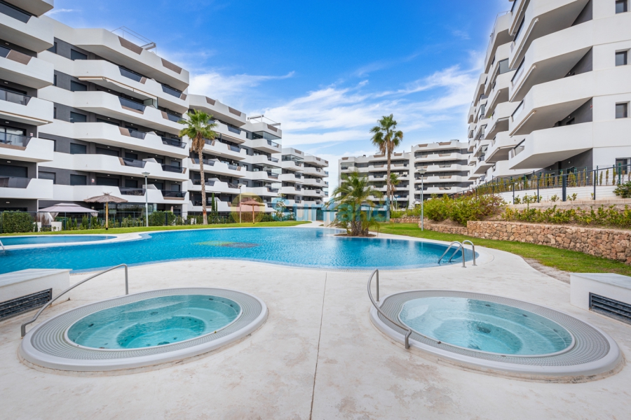 Använda fastigheter - Lägenhet - Arenales del Sol