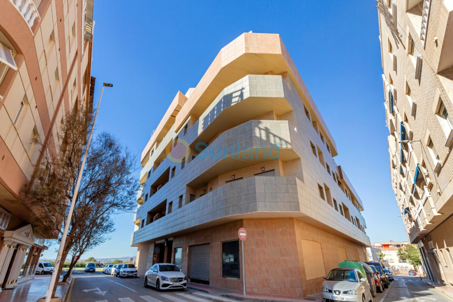 Вторичка - Apartment / flat - Torrevieja - La Mata pueblo