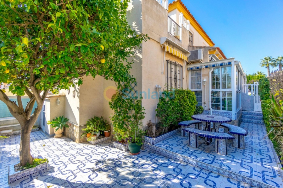 Verkauf - Terraced house - Torrevieja - Los Altos