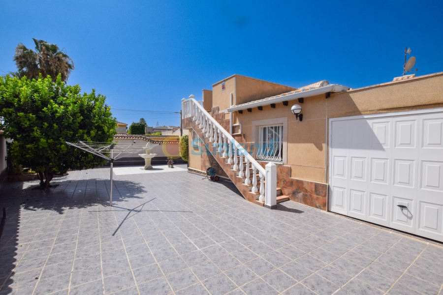 Använda fastigheter - Detached Villa - Torrevieja - El Chaparral
