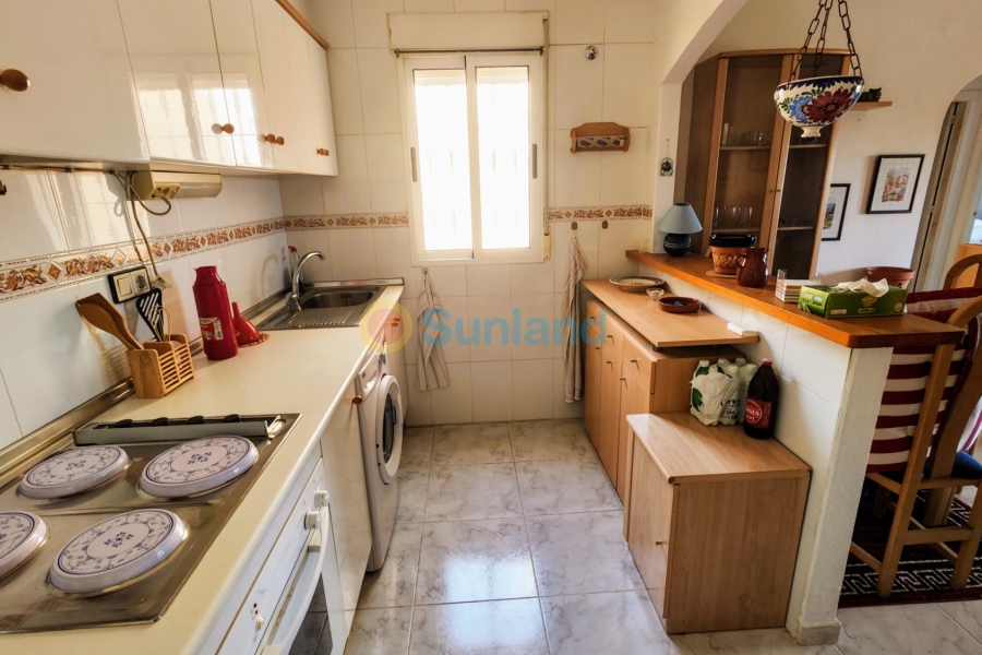 Använda fastigheter - Lägenhet - Torrevieja - El Chaparral