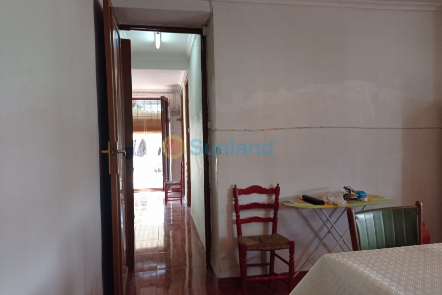 Använda fastigheter - Lägenhet - Torrellano