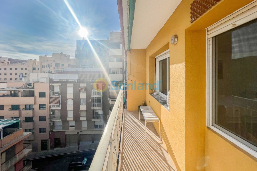 Brukte eiendommer - Leilighet - Alicante