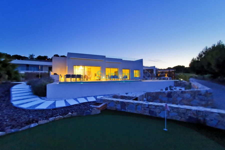 Brukte eiendommer - Villa - Orihuela Costa - Las Colinas golf