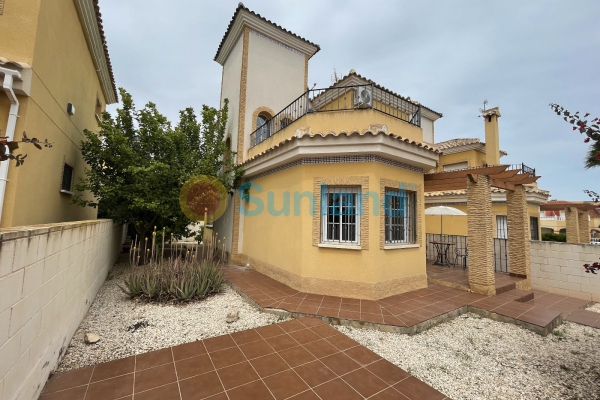 Använda fastigheter - Villa - Lo Crispin, Algorfa