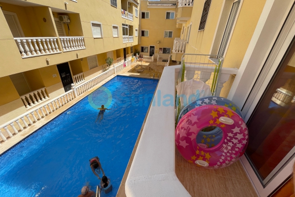 Segunda mano - Apartment / flat - Formentera del Segura