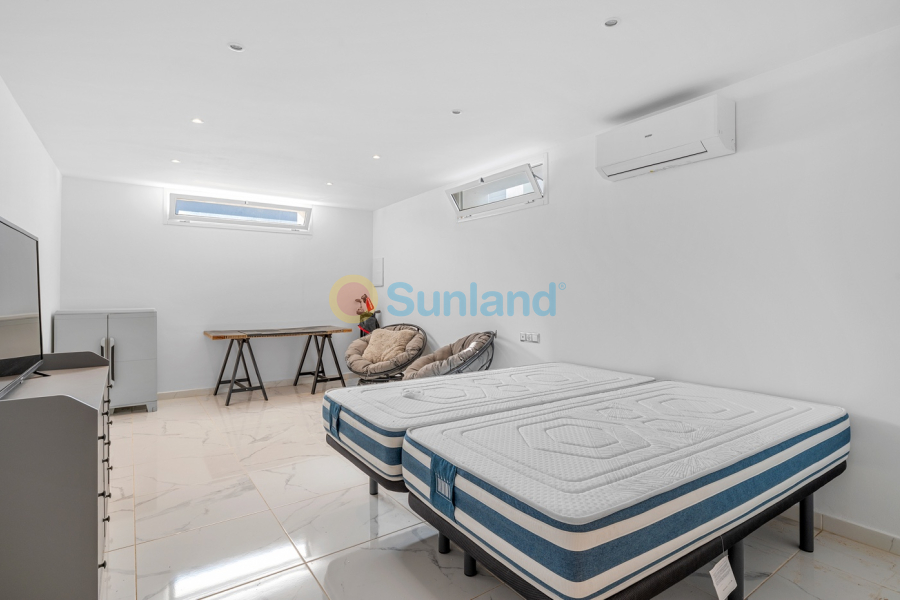 Resale - Villa - Ciudad Quesada - Rojales