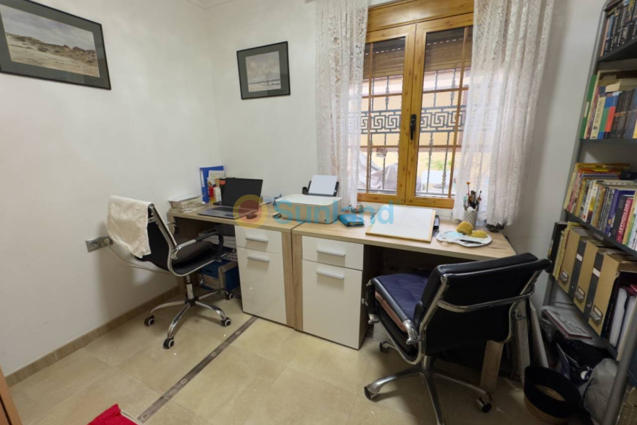 Resale - Villa - Benijofar