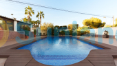 Resale - Villa - Torrevieja - 