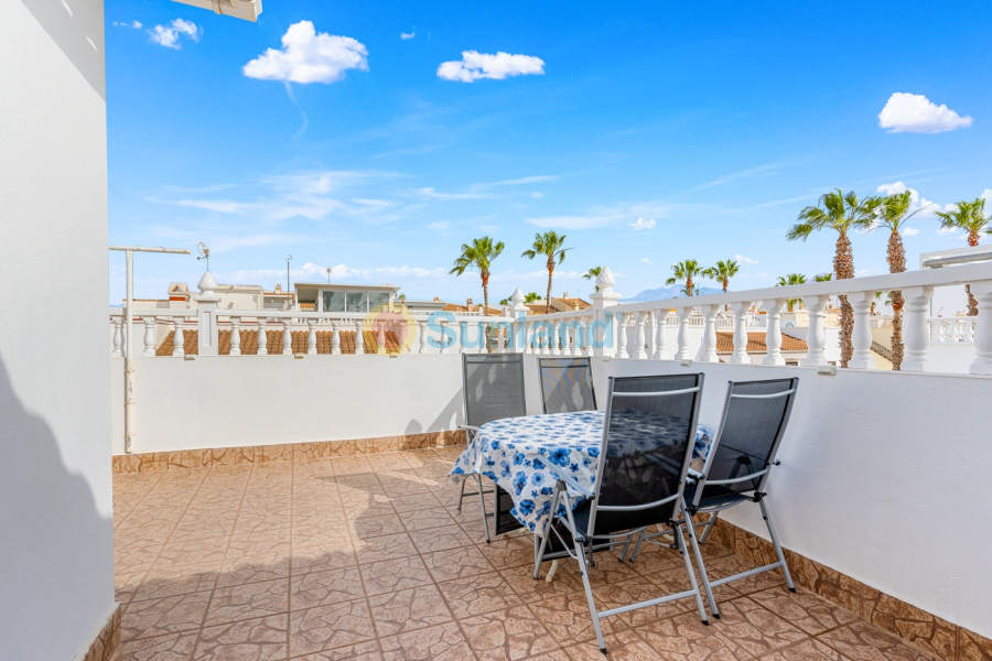 Resale - Quad house - Orihuela Costa - Playa Flamenca