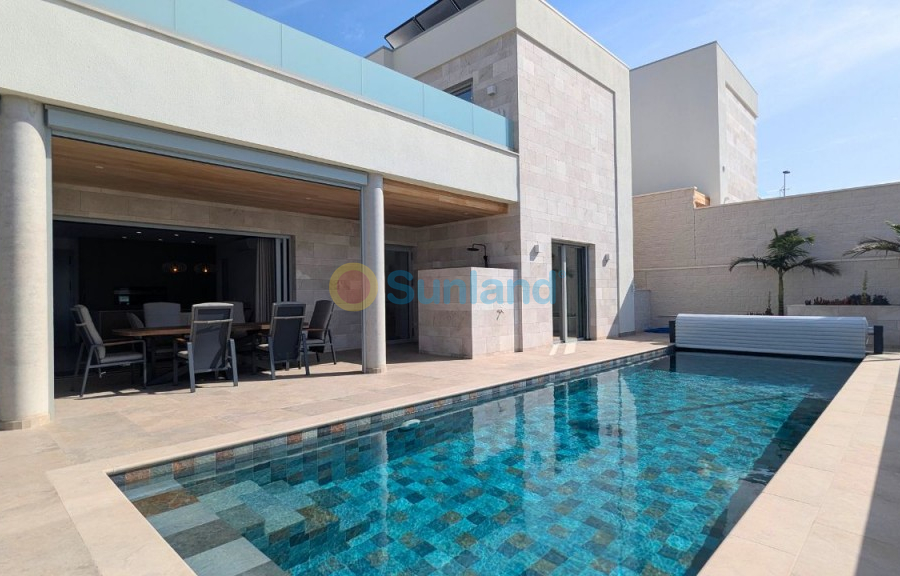 Resale - Detached Villa - Benijofar