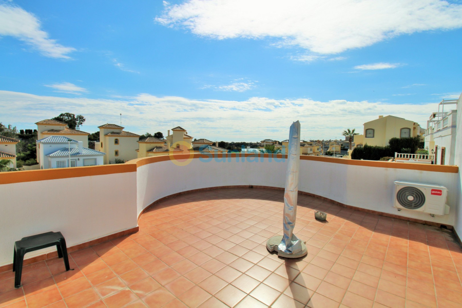 Använda fastigheter - Villa - Villamartin - Los Dolses