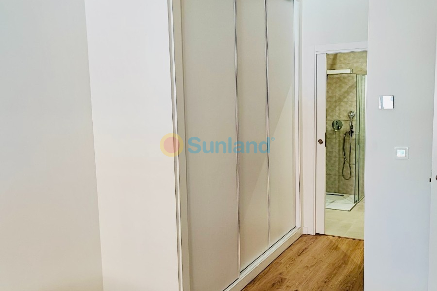 Вторичка - Апартамент - Torrevieja - Centro