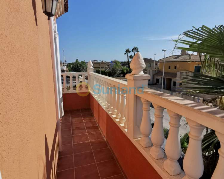 Använda fastigheter - Villa - Almoradí - Almoradi