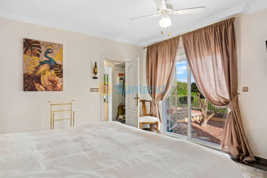 Brukte eiendommer - Villa - Algorfa - Castillo de montemar