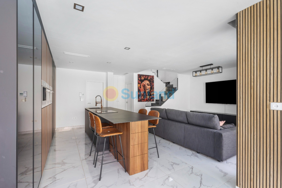 Resale - Villa - Los Montesinos - 