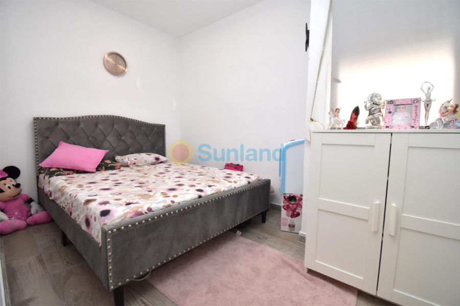 Resale - Apartment - Santa Pola - Center