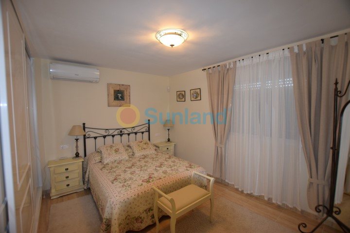 Resale - Detached Villa - Ciudad Quesada - La Fiesta