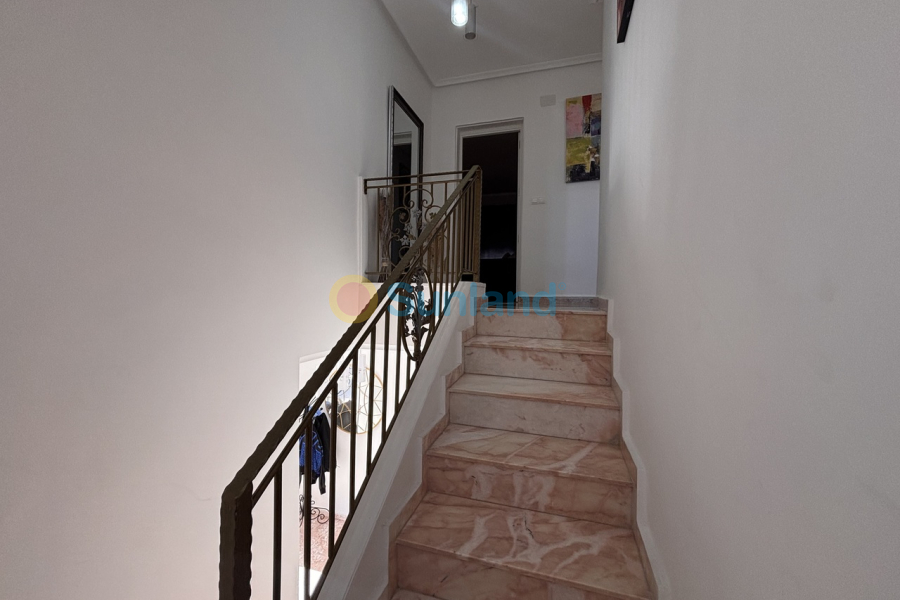 Brukte eiendommer - V - Benijofar