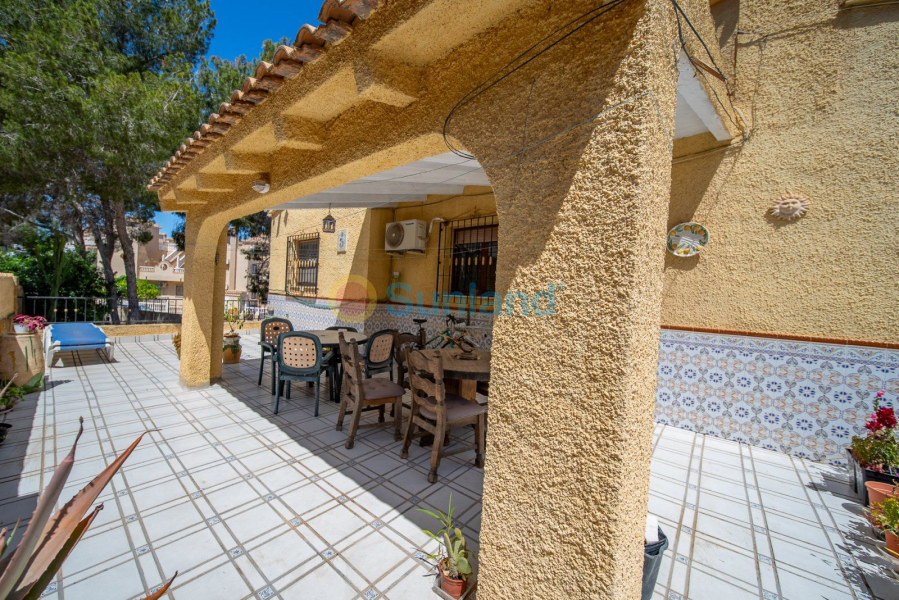 Brukte eiendommer - Villa - Orihuela Costa - Las Filipinas