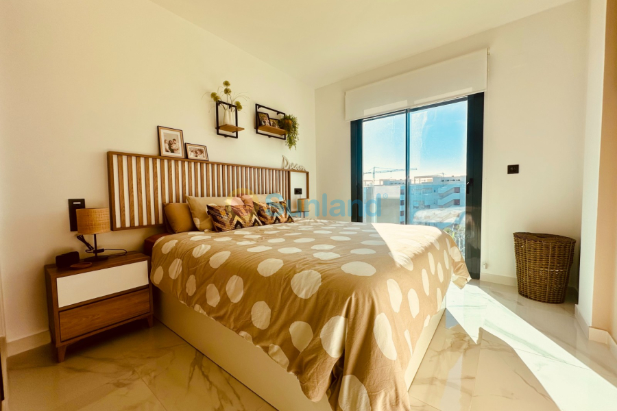 Resale - Apartment - Guardamar del Segura - El Raso