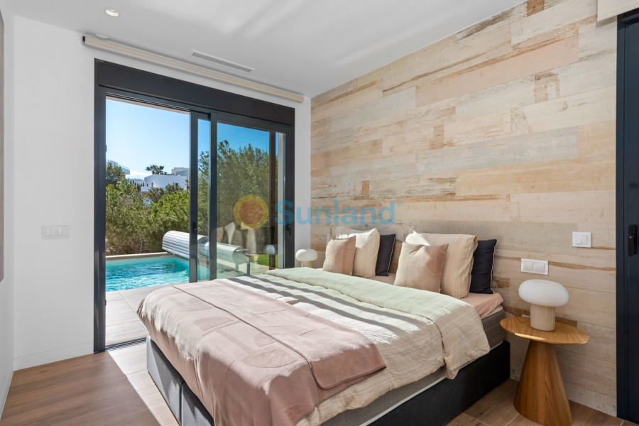 Resale - Villa - Las Colinas Golf Resort - Las Colinas golf