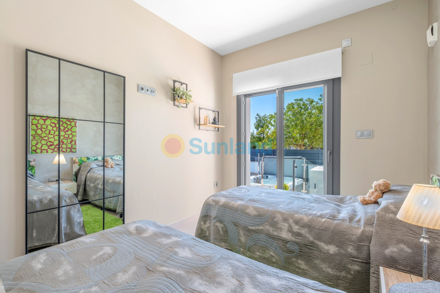 Resale - Townhouse - Formentera del Segura - 