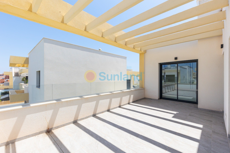 Resale - Villa - Los Montesinos - 