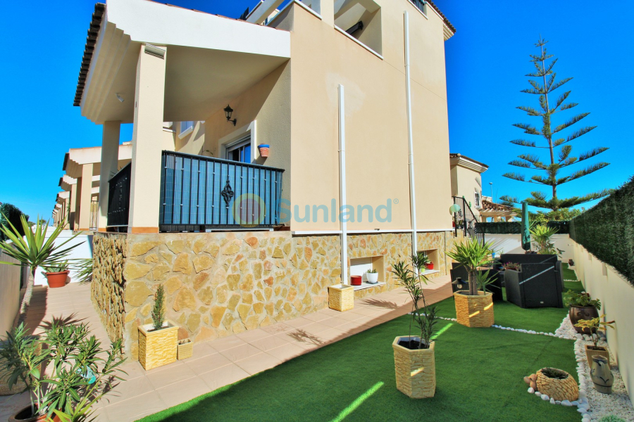 Resale - Townhouse - San Miguel de Salinas