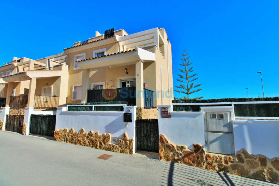 Resale - Townhouse - San Miguel de Salinas