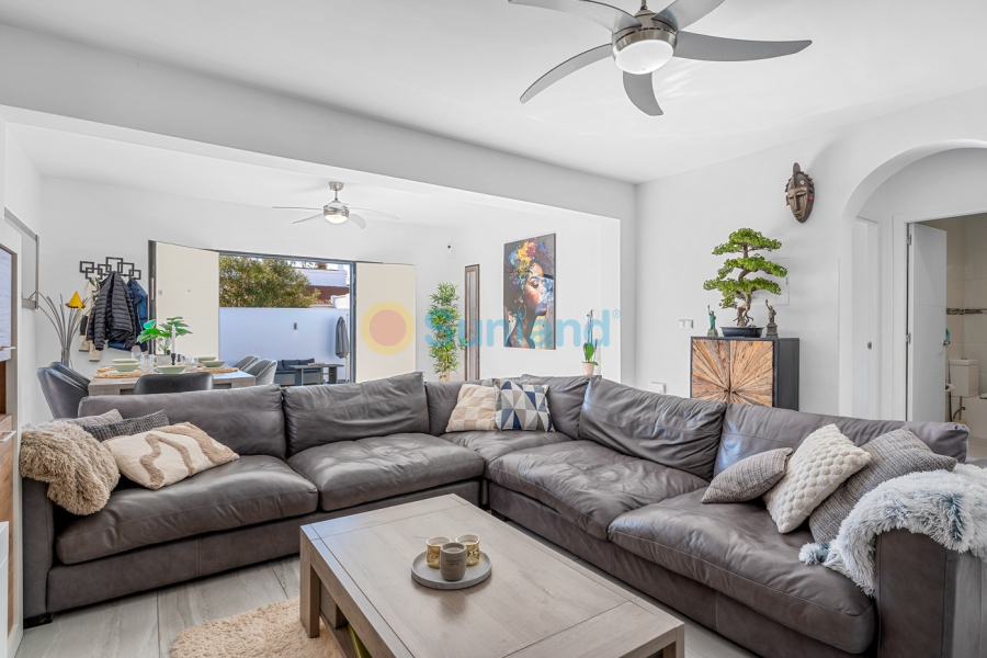 Resale - Villa - Ciudad Quesada - Rojales