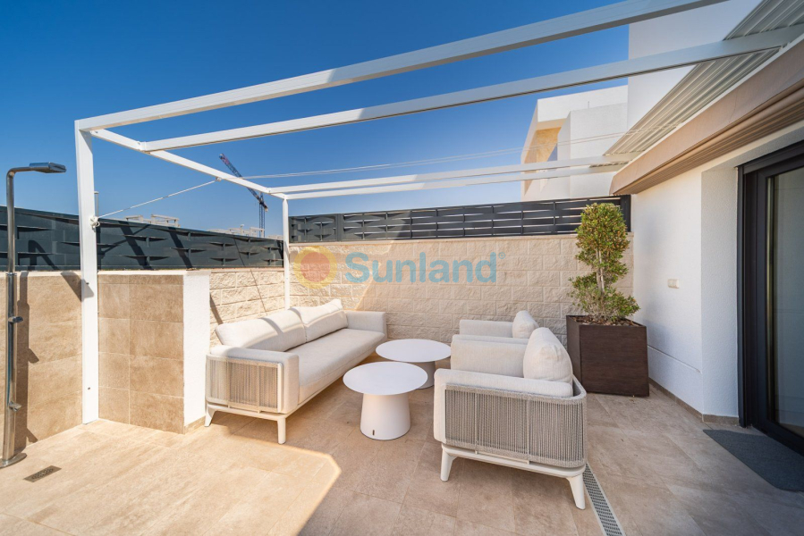 Вторичка - Bилла - Ciudad Quesada