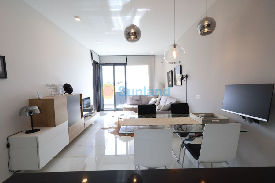 Resale - Apartment - Orihuela Costa - 