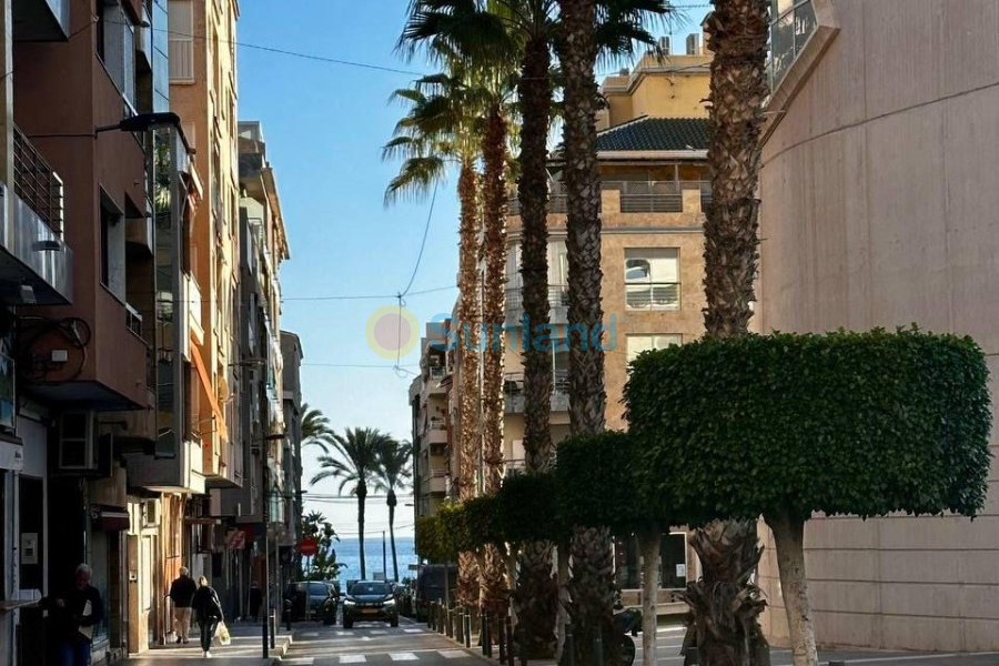 Resale - Apartment - Torrevieja