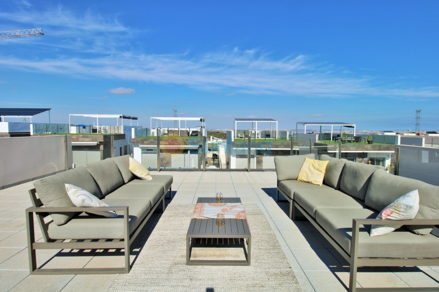 Använda fastigheter - Villa - Villamartin