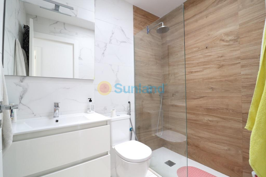 Resale - V - San Miguel De Salinas - Urbanizaciones