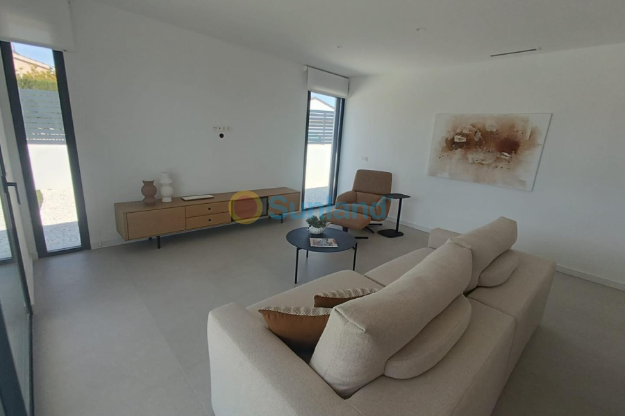 Вторичка - Bилла - Ciudad Quesada