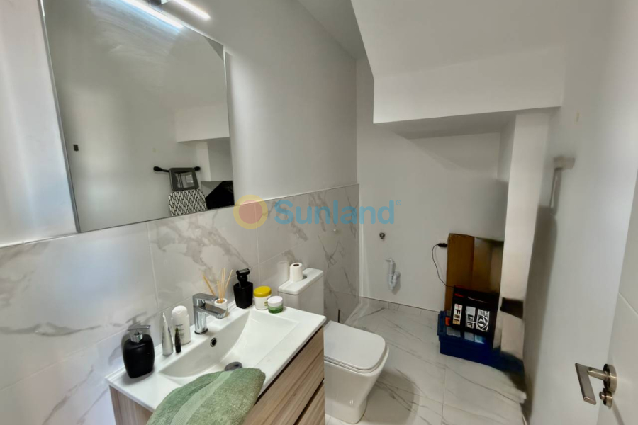 Resale - Villa - Los Montesinos - 