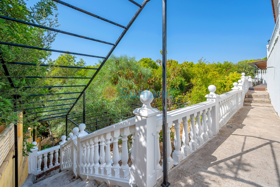 Resale - Villa - La Nucía - La nucia