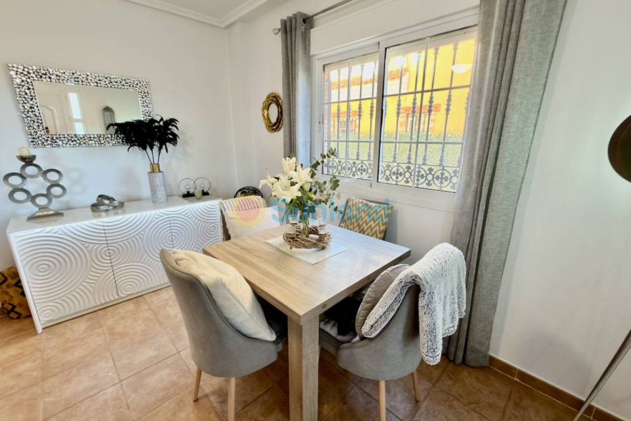 Brukte eiendommer - Villa - Guardamar del Segura - El Raso