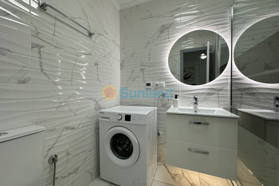 Resale - A - Torrevieja