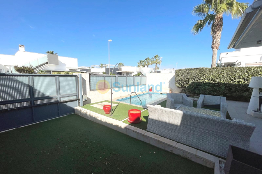 Segunda mano - Chalet - Ciudad Quesada - Pueblo Bravo