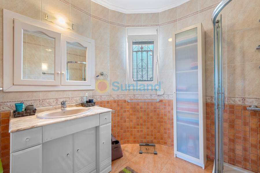 Resale - Villa - Ciudad Quesada - Rojales