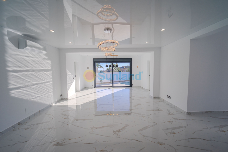 Brukte eiendommer - Villa - Ciudad Quesada - town