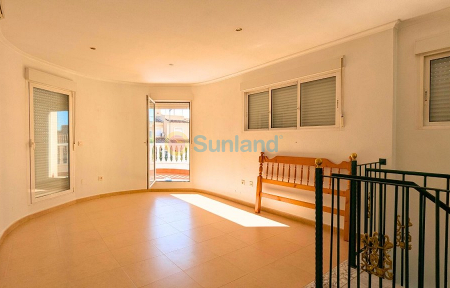 Resale - Detached Villa - Ciudad Quesada