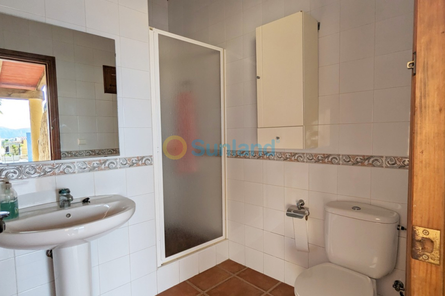 Segunda mano - Detached Villa - Bigastro