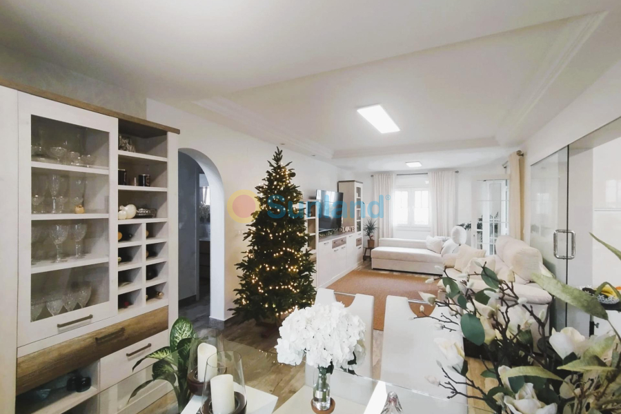 Segunda mano - V - San Miguel De Salinas - Las filipinas