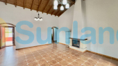 Resale - Country house - Orihuela